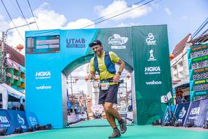 BIB: 5061, 160, 188, 100, 100988, 188982, 188898, 10410
                            <button type="button" onclick="openModal(21776884)" class="btn btn-primary btn-sm float-right btn-popup" data-toggle="modal" data-target=".modal-high-quality">
                        <i class="fas fa-shopping-cart"></i> Add to Cart
                    </button>
                                            <button type="button" onclick="isThisMe(21776884, true)" class="btn btn-success btn-sm float-right btn-popup btn-isme hidden" data-toggle="tooltip" data-placement="bottom" title="นี่คือรูปของคุณใช่ไหม คลิกที่นี่เพื่อเอาเข้าอัลบั้ม">
                        <i class="fas fa-plus"></i> Add to album
                    </button>
                    <button type="button" onclick="isThisMe(21776884, false)" class="btn btn-warning btn-sm float-right btn-popup btn-isnotme hidden">
                        <i class="fas fa-ban"></i> Remove from album
                    </button>